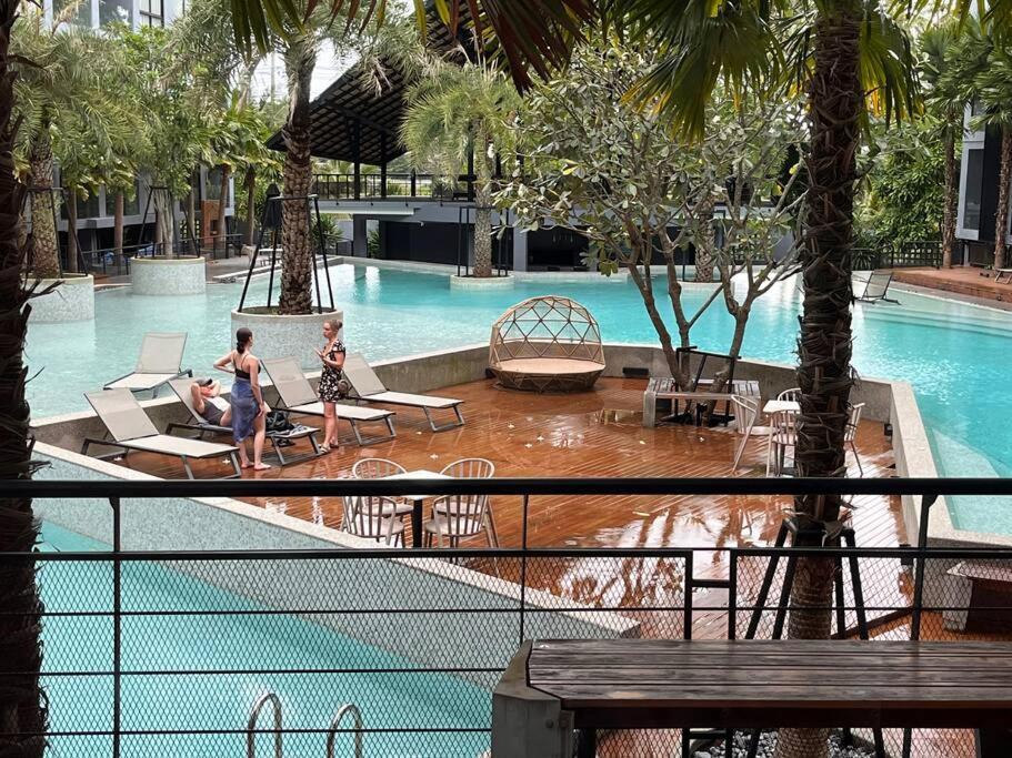 Kamala Beach P55 Exclusive Junior Suite Exterior foto